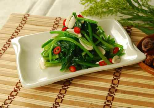 菠菜能直接炒吗(菠菜可以直接炒了吃吗)