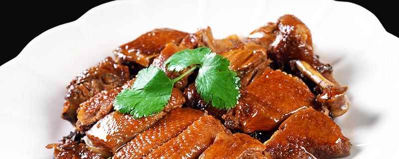 鸭肉与什么搭配煲汤最好(鸭肉和什么搭配最好)
