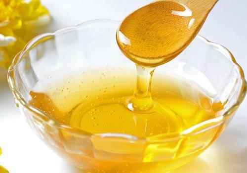 油菜花蜂蜜的功效与作用(油菜花蜂蜜的日常鉴别小窍门)