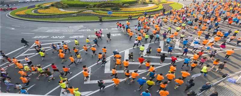 跑完步想吐怎么缓解(跑完步想吐怎么立马缓解)